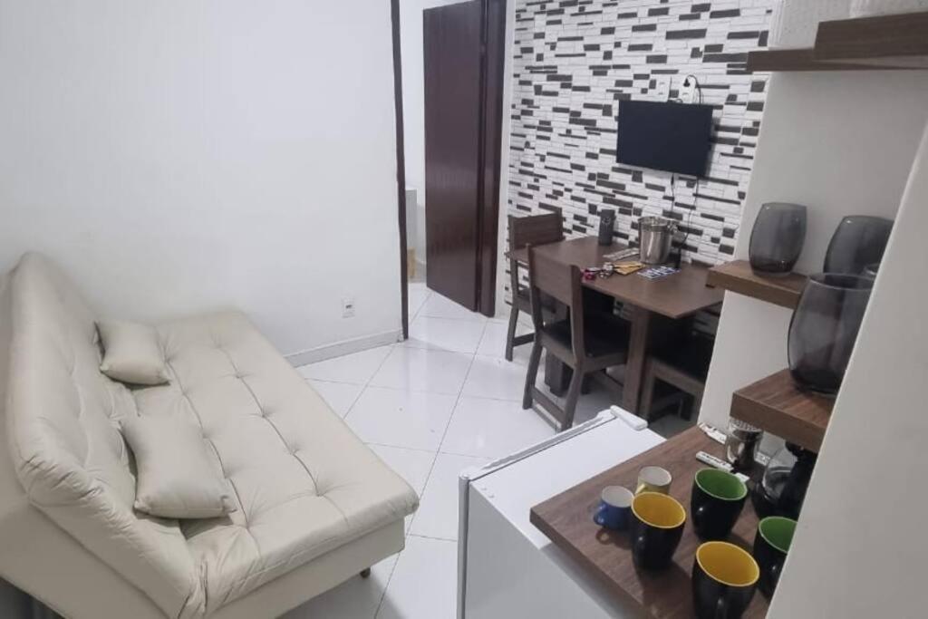 E Sala A Uma Quadra Da Copacabana Posto 02 Río de Janeiro