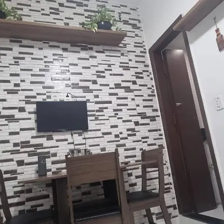 Quarto E Sala A Uma Quadra Da Praia Copacabana Posto 02 Rio de Janeiro Exterior foto