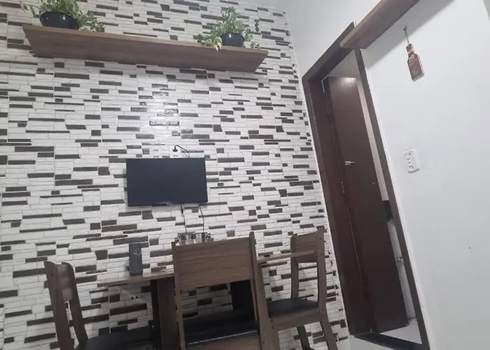 Quarto E Sala A Uma Quadra Da Praia Copacabana Posto 02