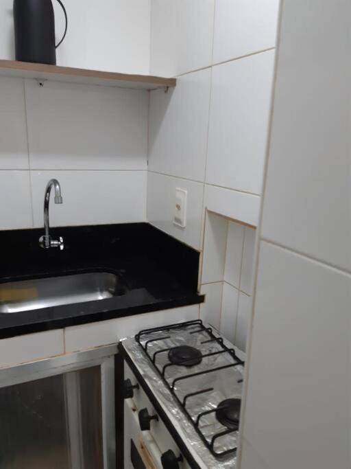 E Sala A Uma Quadra Da Copacabana Posto 02 *